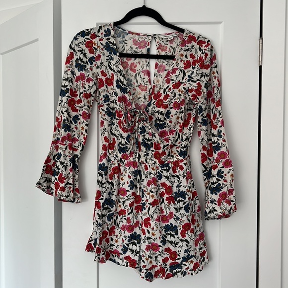 America Eagle Outfitters Floral Romper Size XS - Picture 5 of 14